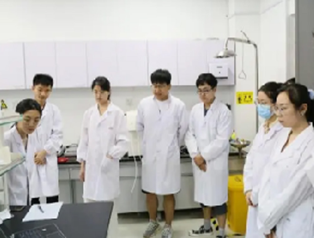 某制药企业实验室人员培植辅导